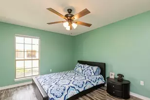 7060 Summit Dr, Navarre, FL 32566 - Photo 36