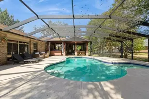 7060 Summit Dr, Navarre, FL 32566 - Photo 6