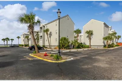 1330 SE Miracle Strip Parkway #APT 104, Fort Walton Beach, FL 32548 - Photo 2