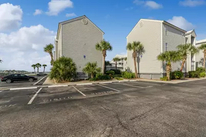 1330 SE Miracle Strip Parkway #APT 104, Fort Walton Beach, FL 32548 - Photo 4