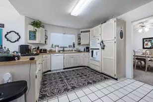2812 Lee Trevino Ct, Shalimar, FL 32579 - Photo 8