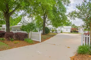 270 S 12th St, Defuniak Springs, FL 32435 - Photo 2