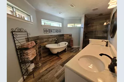 98 Country Club Road, Mary Esther, FL 32569 - Photo 8