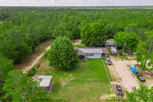 6291 Coy Burgess Loop, Defuniak Springs, FL 32435 - Photo 4