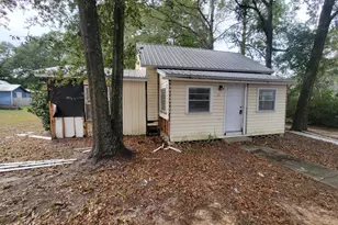 99 N State Hwy 83, Defuniak Springs, FL 32433 - Photo 1