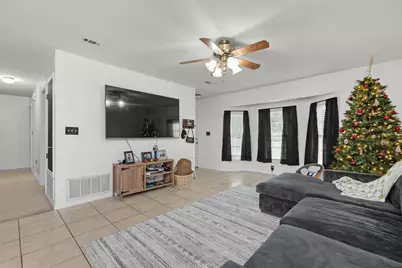400 Brown Place, Crestview, FL 32539 - Photo 6