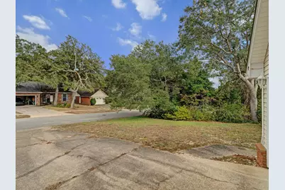 801 Sparkleberry Cove, Niceville, FL 32578 - Photo 40