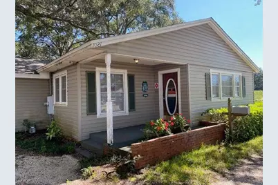 1021 NW Beal Parkway, Fort Walton Beach, FL 32547 - Photo 1