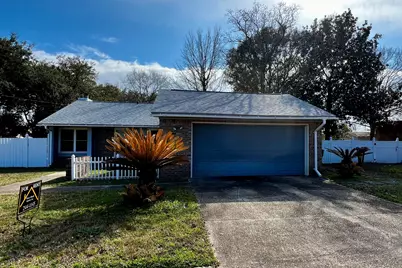 106 Pinehaven Drive, Mary Esther, FL 32569 - Photo 1