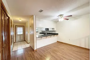 225 Carmel Dr, Fort Walton Beach, FL 32547 - Photo 6