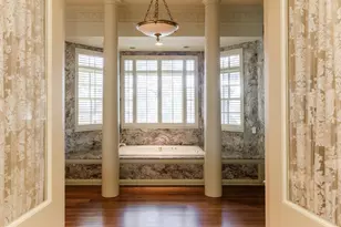 204 Laura Ln, Gulf Breeze, FL 32561 - Photo 44