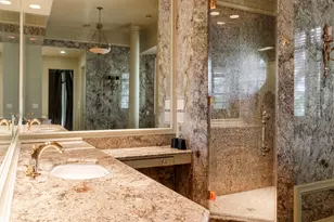 204 Laura Ln, Gulf Breeze, FL 32561 - Photo 46