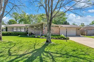 609 Audubon Dr, Fort Walton Beach, FL 32547 - Photo 1