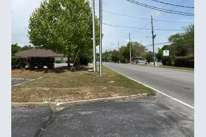 908 Marwalt Drive, Fort Walton Beach, FL 32547 - Photo 4