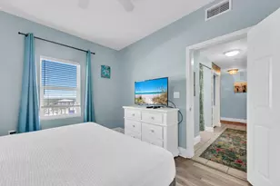 9860 S Thomas Dr, Panama City Beach, FL 32408 - Photo 10