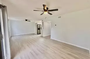 308 SW Miracle Strip Pkwy, Fort Walton Beach, FL 32548 - Photo 6