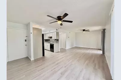 308 SW Miracle Strip Parkway #UNIT 3B, Fort Walton Beach, FL 32548 - Photo 8
