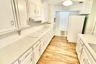 937 Holbrook Cir, Fort Walton Beach, FL 32547 - Photo 8
