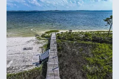 147 Shoreline Drive, Mary Esther, FL 32569 - Photo 12