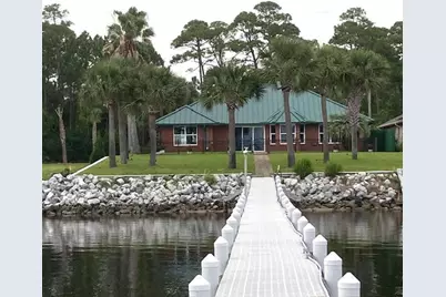 6735 Tidewater Drive, Navarre, FL 32566 - Photo 10