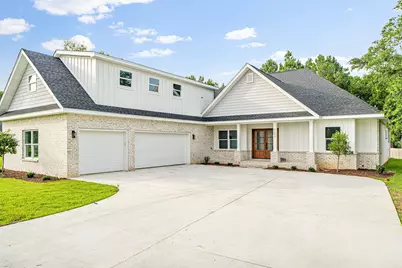 3101 Pga Boulevard, Navarre, FL 32566 - Photo 1