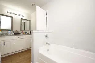 415 Scooter Cv, Crestview, FL 32539 - Photo 10