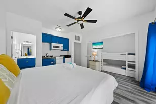 512 Dement Cir, Panama City Beach, FL 32407 - Photo 2