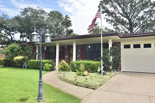 22 10th St, Shalimar, FL 32579 - Photo 2