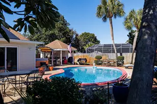 54 E Country Club Dr, Destin, FL 32541 - Photo 2