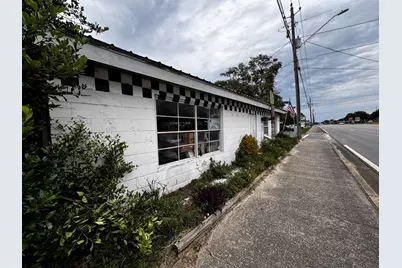 742 W US Highway 90, Defuniak Springs, FL 32433 - Photo 2