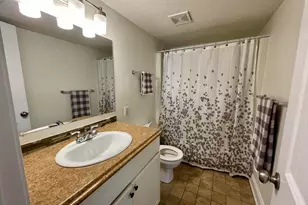 201 E College Blvd, Niceville, FL 32578 - Photo 6