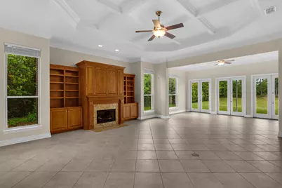 155 E Club House Drive, Freeport, FL 32439 - Photo 6