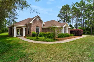 155 E Club House Dr, Freeport, FL 32439 - Photo 2