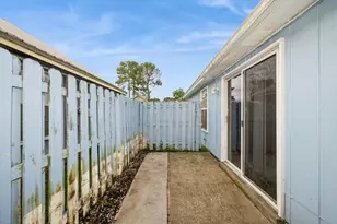 3074 Yorktown Cir, Fort Walton Beach, FL 32547 - Photo 8