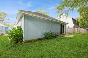 3074 Yorktown Cir, Fort Walton Beach, FL 32547 - Photo 4