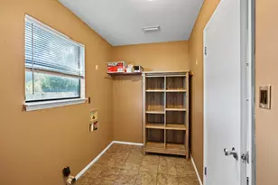1000 Quail Hollow Dr, Mary Esther, FL 32569 - Photo 16