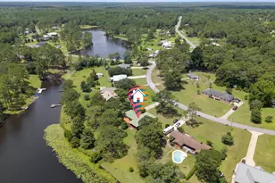 991 Pinewood Dr, Defuniak Springs, FL 32433 - Photo 12