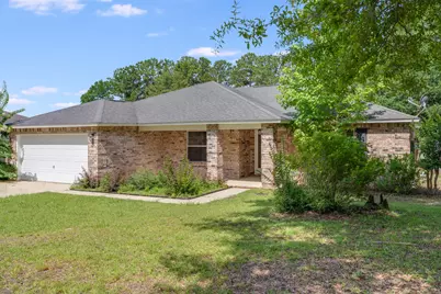 48 S Pleasant Drive, Defuniak Springs, FL 32435 - Photo 1