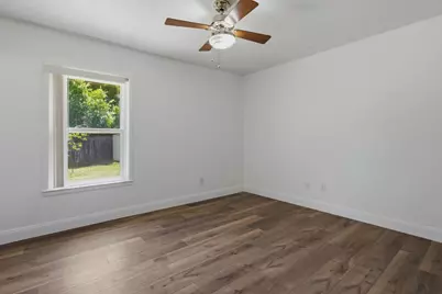 74 8th Street, Shalimar, FL 32579 - Photo 14