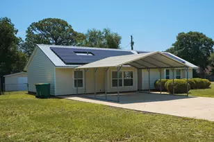 74 8th St, Shalimar, FL 32579 - Photo 2