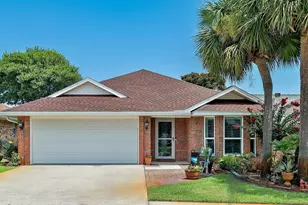 4661 Windstarr Dr, Destin, FL 32541 - Photo 2