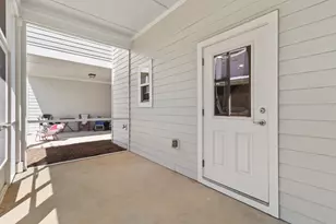 280 Date Palm Ln, Freeport, FL 32439 - Photo 22