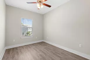 280 Date Palm Ln, Freeport, FL 32439 - Photo 14