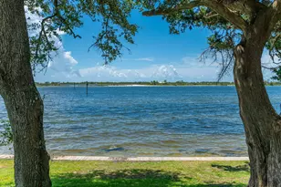 209 Miracle Strip Pkwy, Mary Esther, FL 32569 - Photo 2