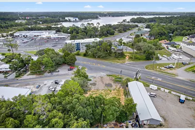 716 Howell Road, Niceville, FL 32578 - Photo 8
