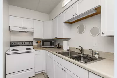 209 W Miracle Strip Parkway #APT D103, Mary Esther, FL 32569 - Photo 12