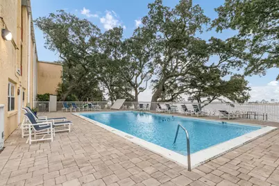 209 W Miracle Strip Parkway #APT D103, Mary Esther, FL 32569 - Photo 32