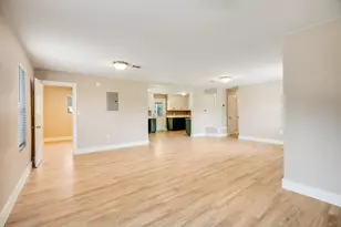 5593 Galaxy Dr, Crestview, FL 32539 - Photo 10