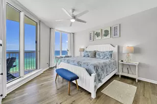 1050 Harbor Boulevard, Destin, FL 32541 - Photo 18
