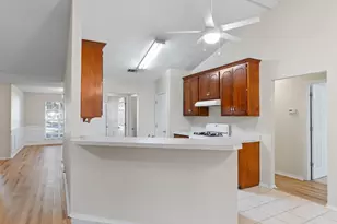 4591 Scarlet Dr, Crestview, FL 32539 - Photo 12